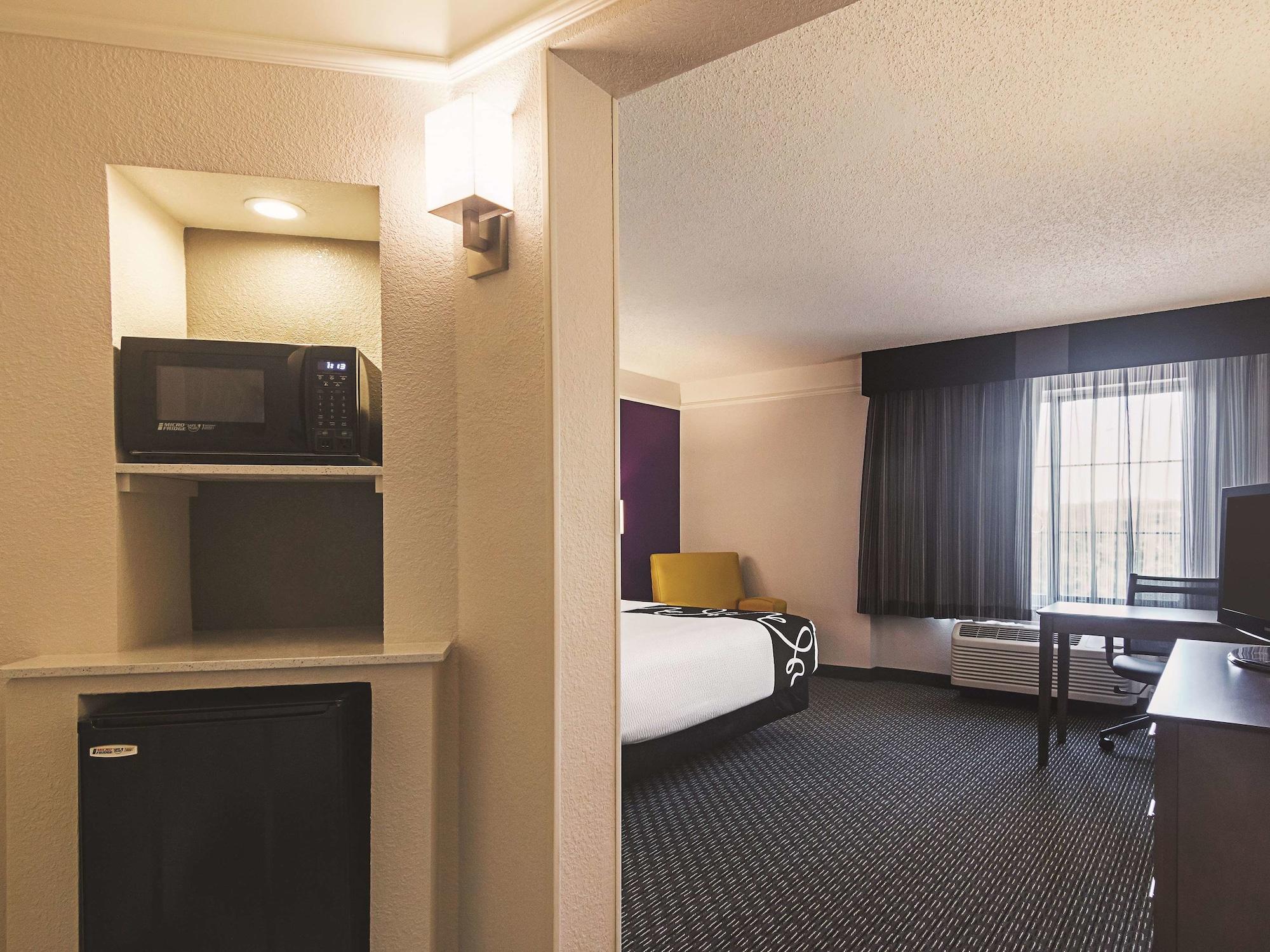 La Quinta By Wyndham Oklahoma City - Nw Expwy Exterior foto
